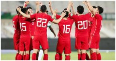 演砸了！输球又输人！中国U23足球队0-3完败阿联
